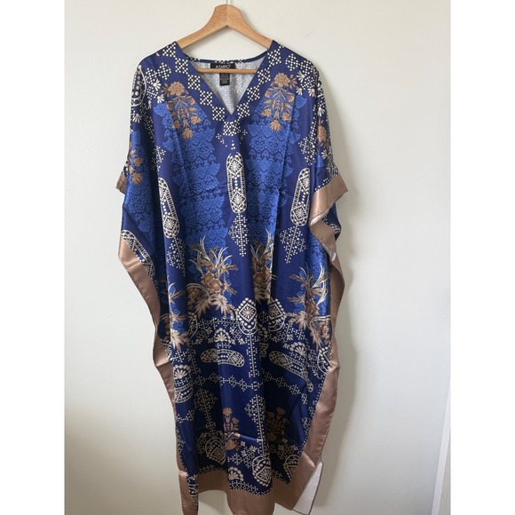 Ashro Dresses & Skirts - Ashro Women's Printed Caftan Long Dress – Blue Print – One Size Fits Most – NWOT